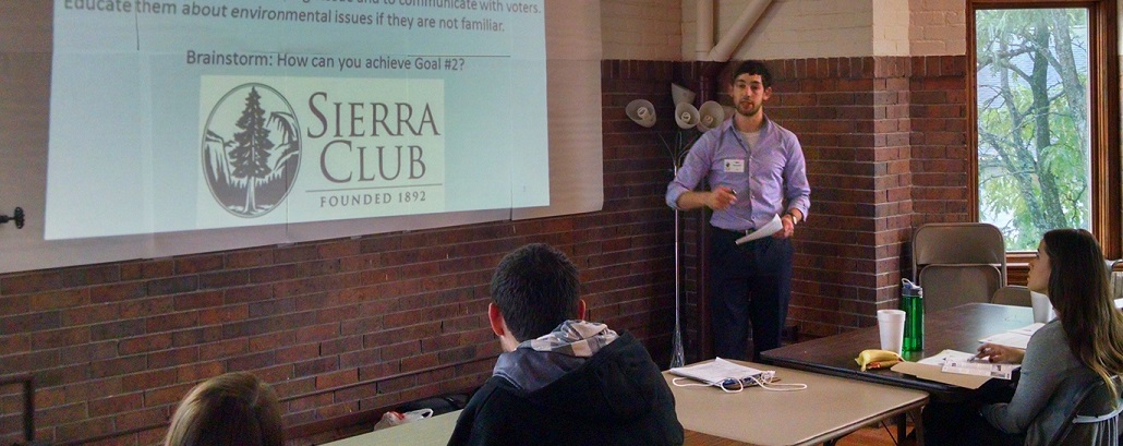 Mike Berkowitz trains Sierra Club Political Interns