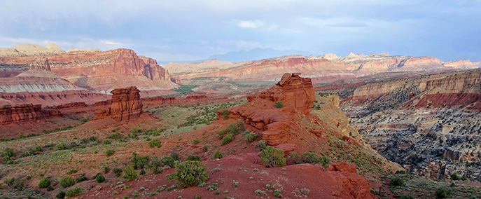 Looking east across the Waterpocket Fold from Sunset Point
