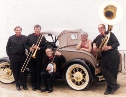 Jean Kittrell and the Old St. Louis Levee Band