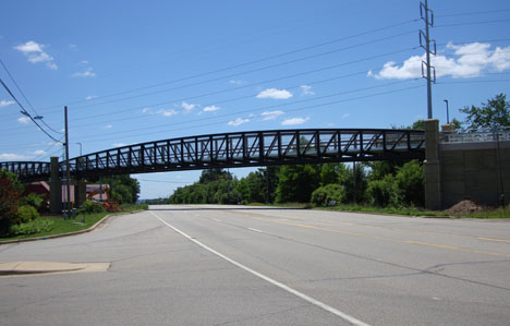 Knoxville Avenue Trail Bridge