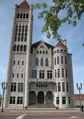 Syracuse City Hall, public domain