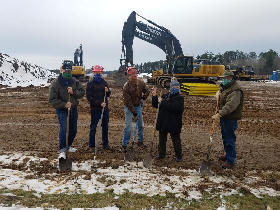 photo of ground-breaking with Itasca Clean Energy Team (ICET)