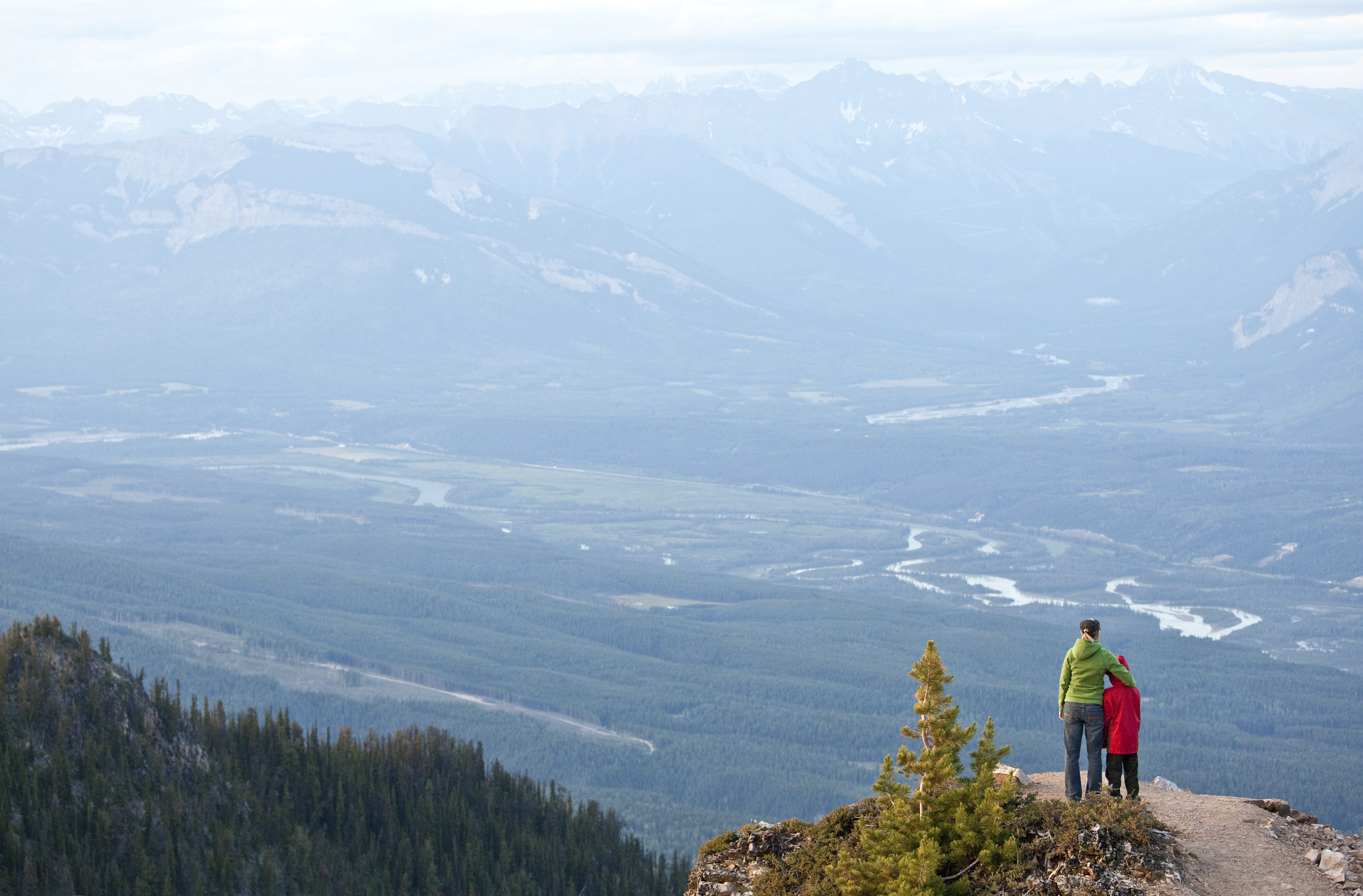 Get the Purcell Mountain Range and Selkirk Mountain Range all to yourself with a braincation at the Shorty Peak Fire Lookout, Idaho.