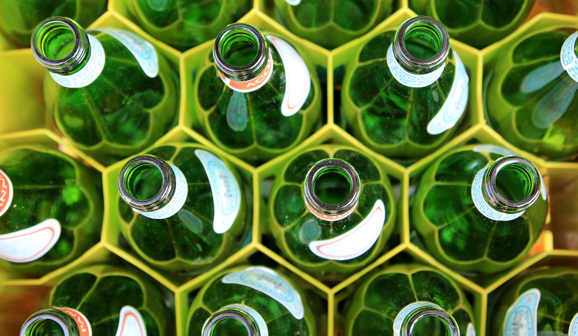 Ideas sencillas para reciclar botellas de cristal
