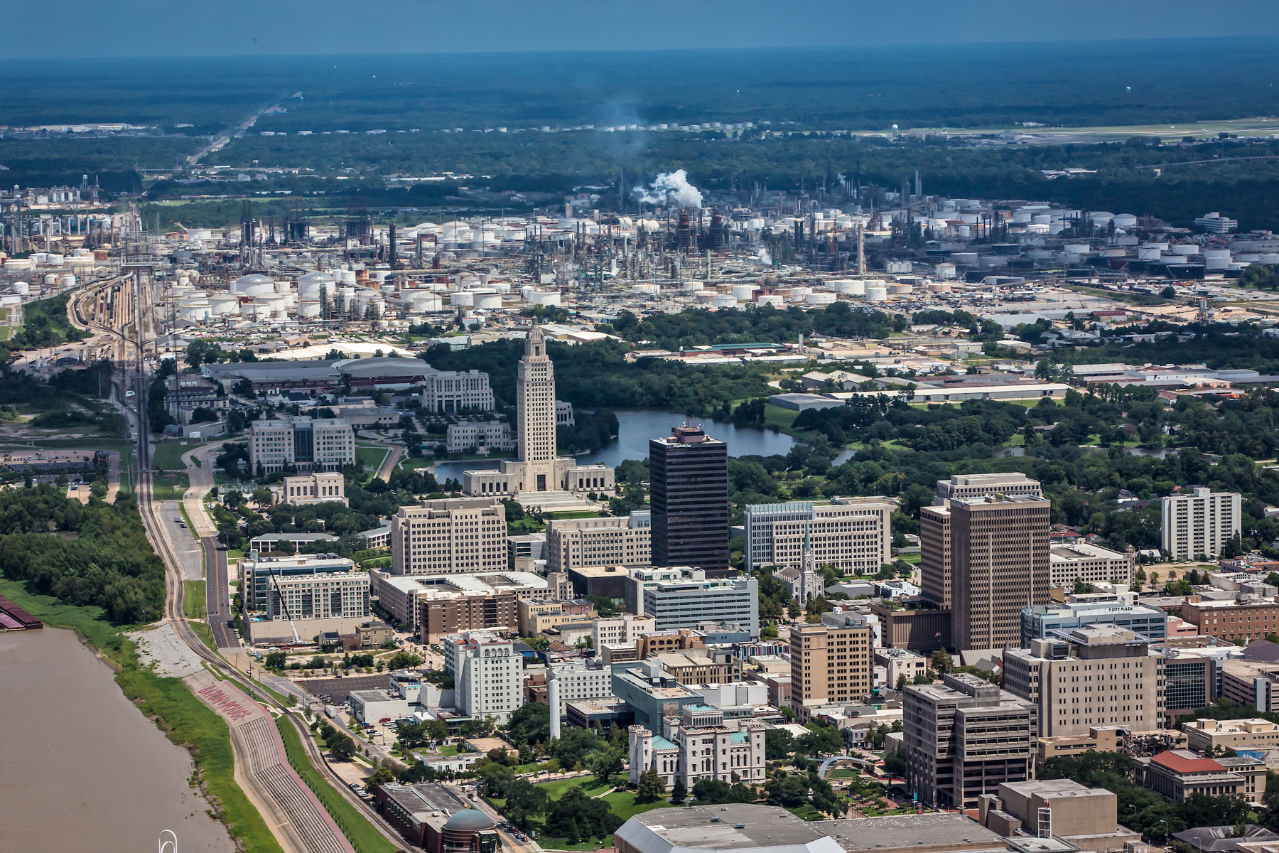 The ExxonMobil Refinery at Baton Rouge after days of rain causing a 1000-year flood. The refinery shut down four production units and idled others as ongoing flooding threatened offsite facilities, including pumping stations and gas storage facilities.
