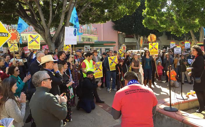 Santa Barbara mayor Helene Schneider addresses the crowd at the rally.
