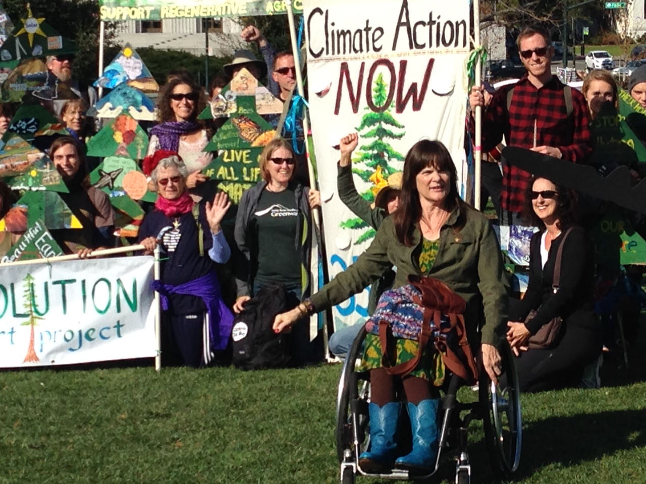 Shirley Johnson and Sonoma County residents - all set for the November 21, 2015 Climate March in Oakland. Sonoma Group at the climate march.