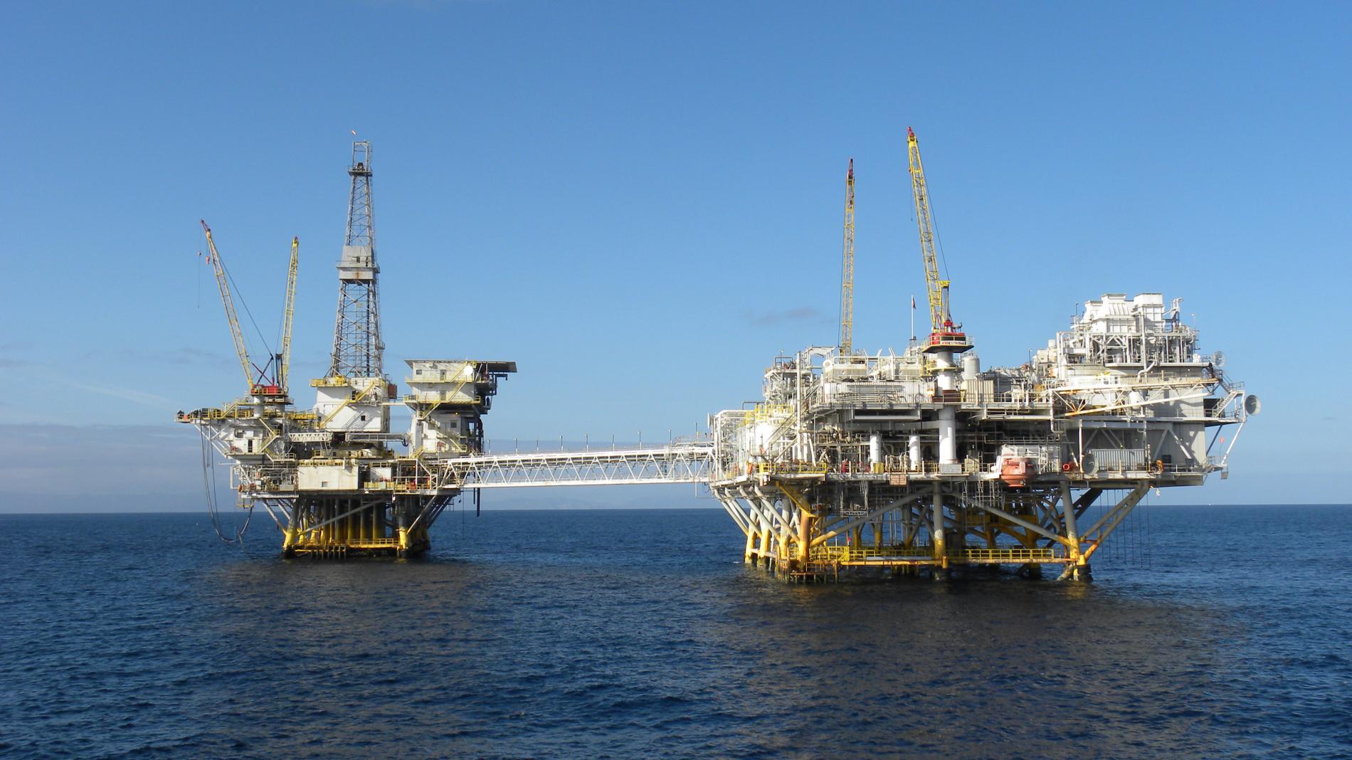 Platforms Ellen and Elly off Huntington Beach Source: BUREAU OF SAFETY AND ENVIRONMENTAL ENFORCEMENT