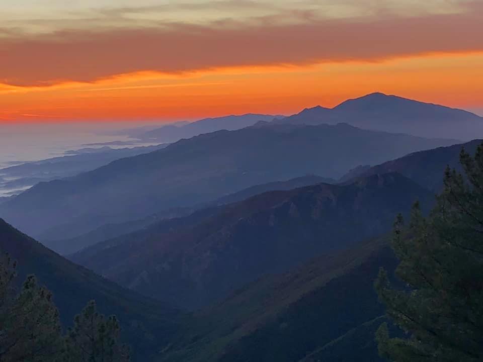 View from La Cumbre Peak in Los Padres National Forest. Photo by Jon Ullman