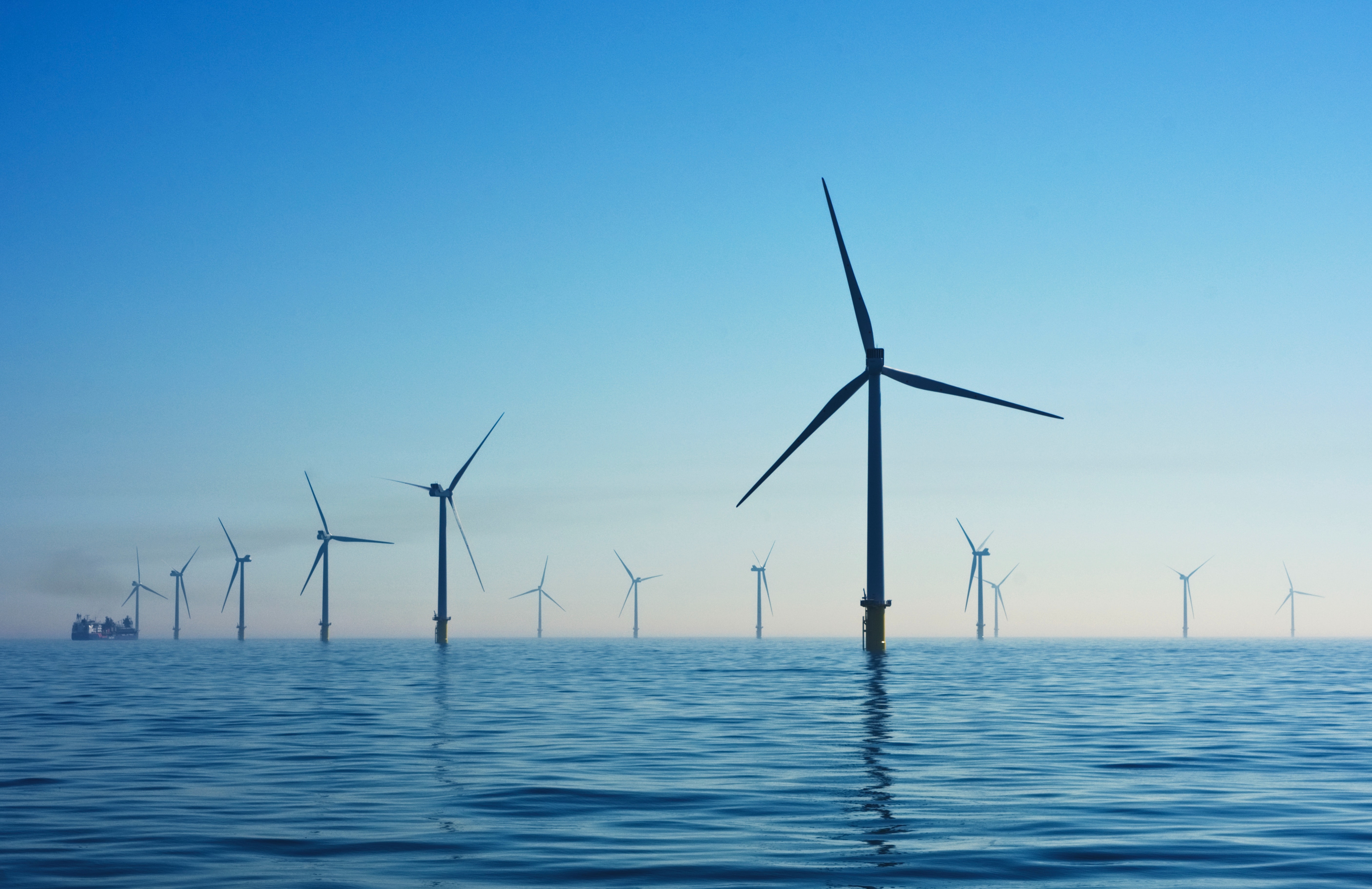 Rampion offshore wind farm, UK, by Nicolas Doherty https://unsplash.com/@nrdoherty