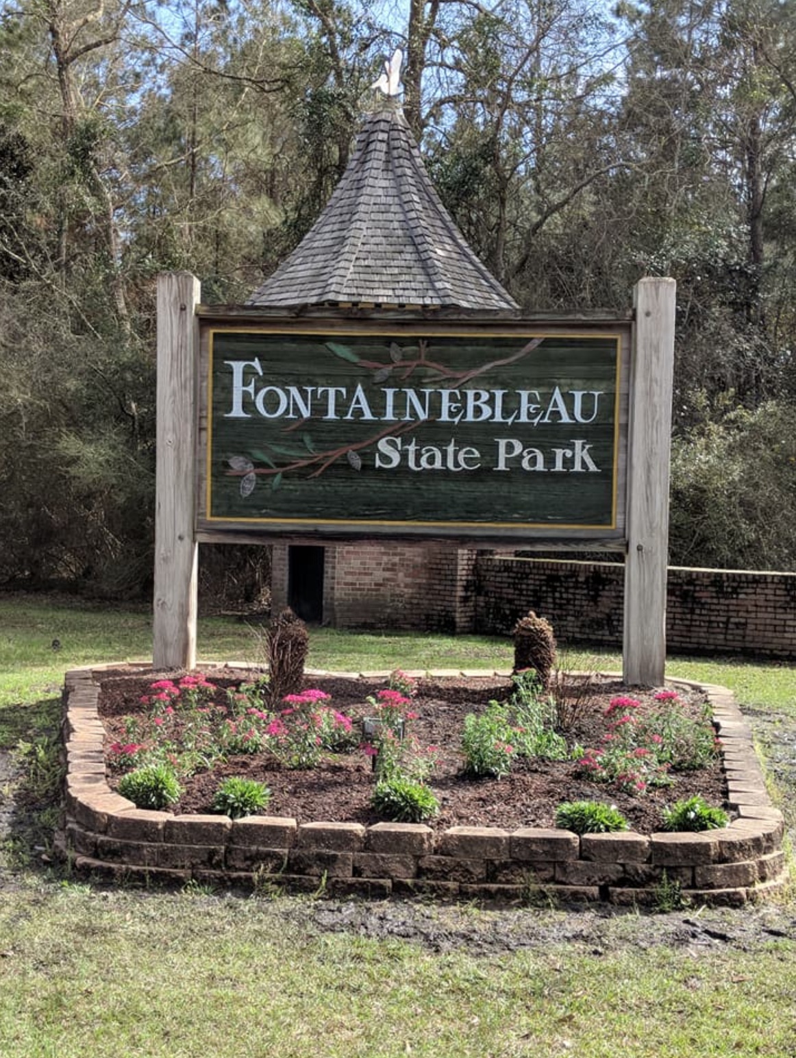 "After" front entrance of Fontainebleau State Park