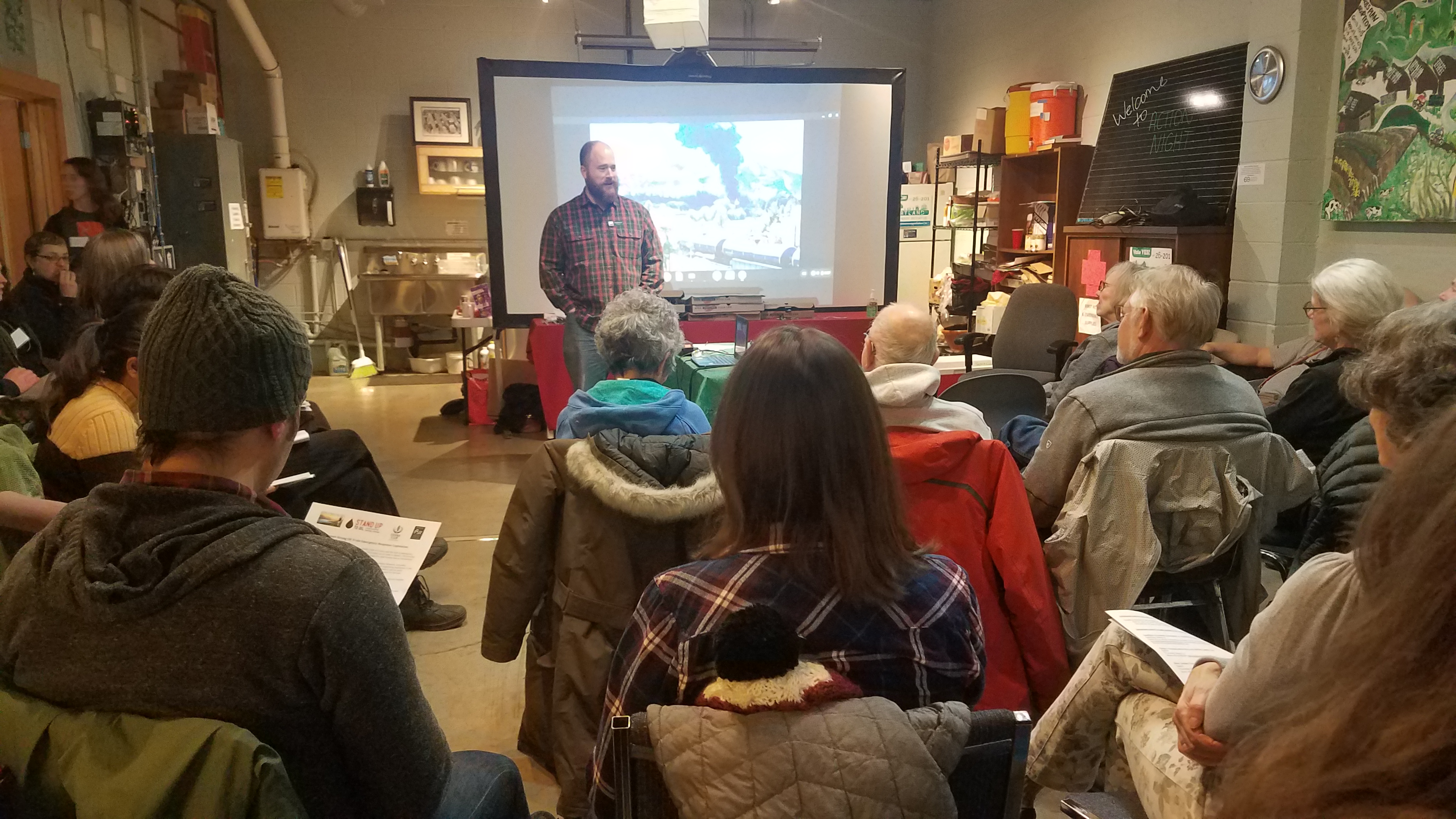 Ryan Riffenhouse answers questions about railroads in the Columbia Gorge. Feb 2019.