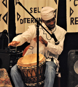Jahmes Finlayson Drumming