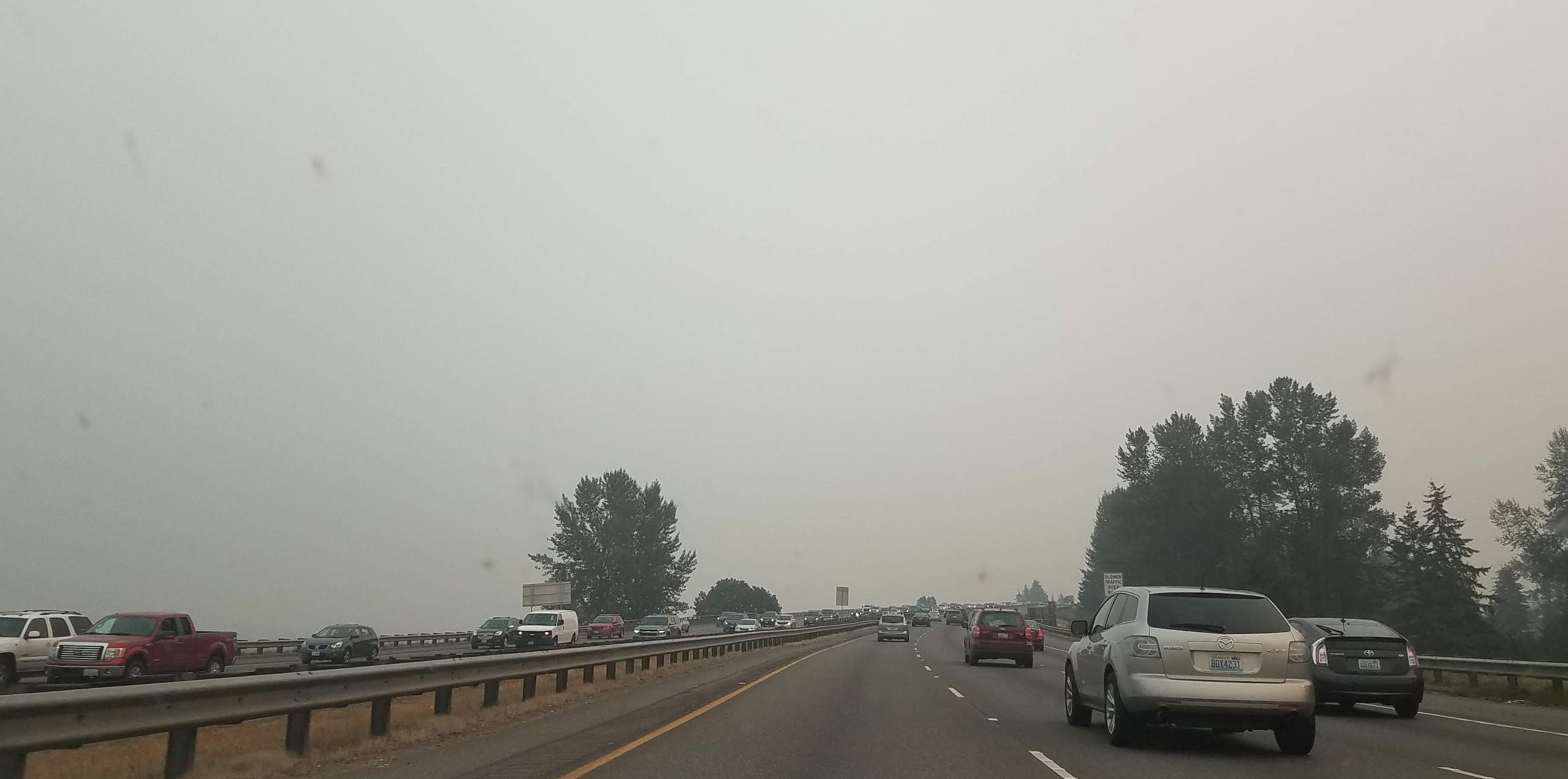 Cars on a smoggy highway