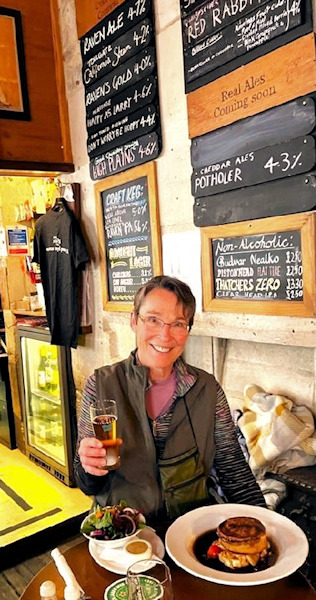 Chris Benz at London pub