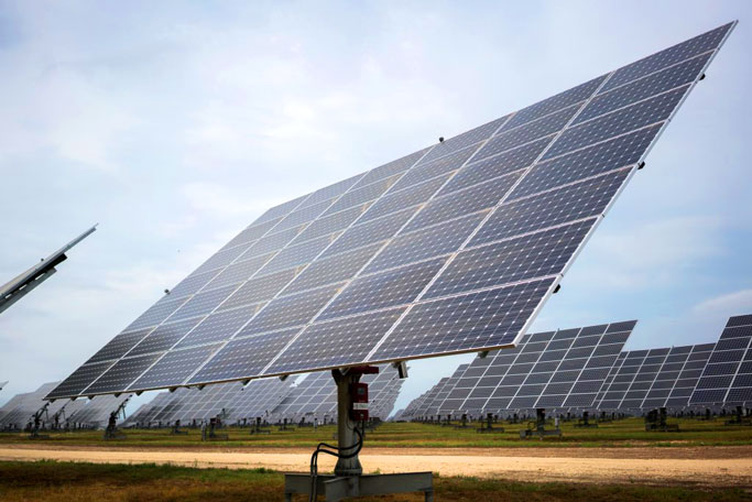 Dual-Axis PV Panels at Solar 5 in Uvalde