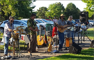 Riverfront Park Concert