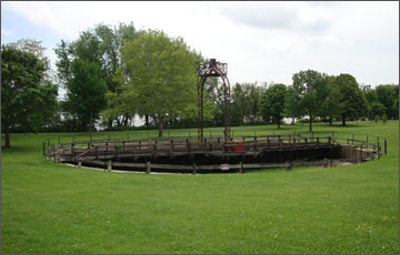 Riverfront Park turntable