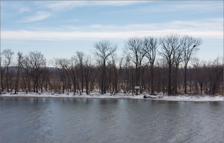 Illinois River near downtown Chillicothe