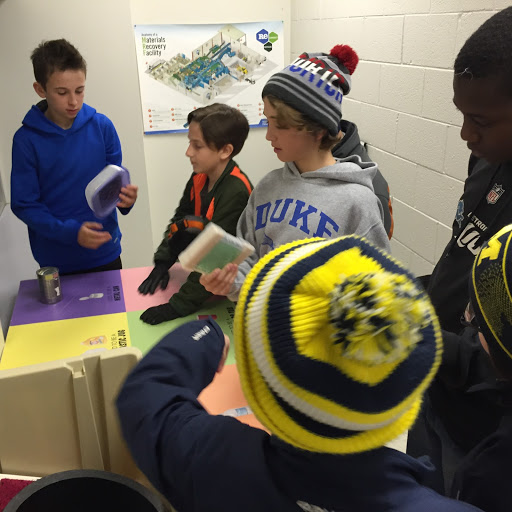 Kids learning at the MRF, Image 1