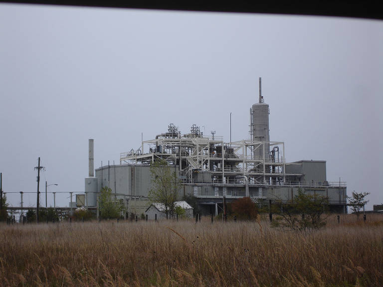 Abandoned building at former Sunflower Ammunition Plant