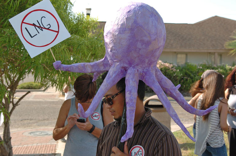 No LNG Octopus Umbrella