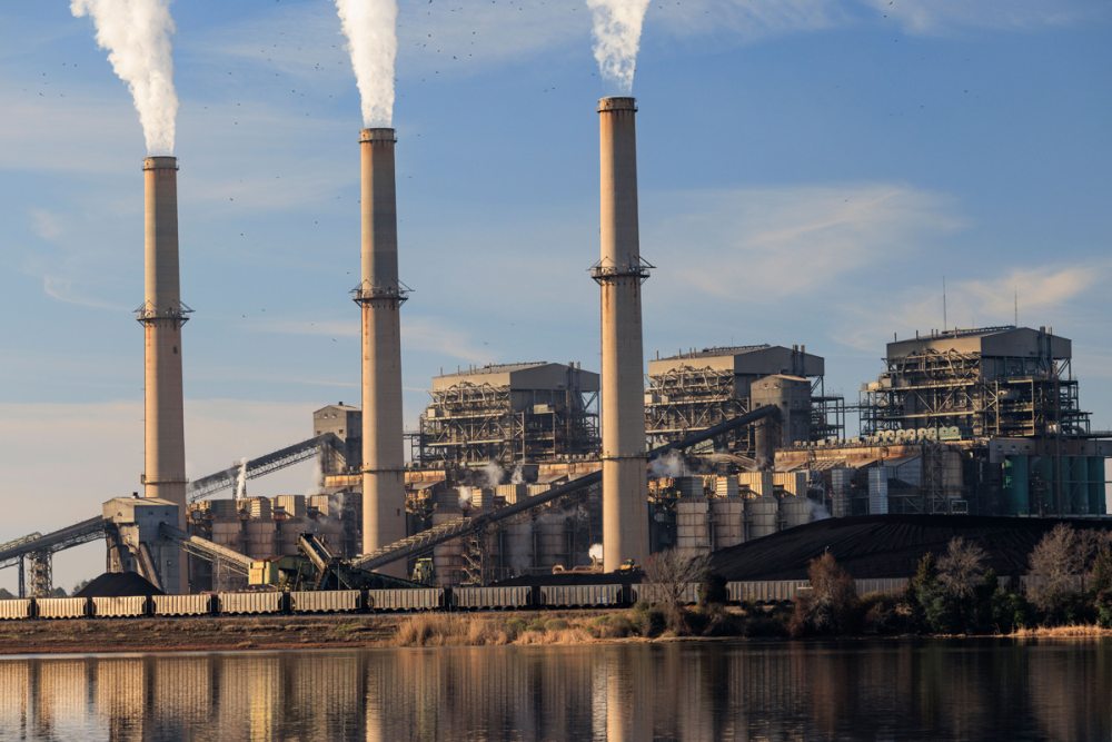 Pollution pours out of the Martin Lake Coal Plant