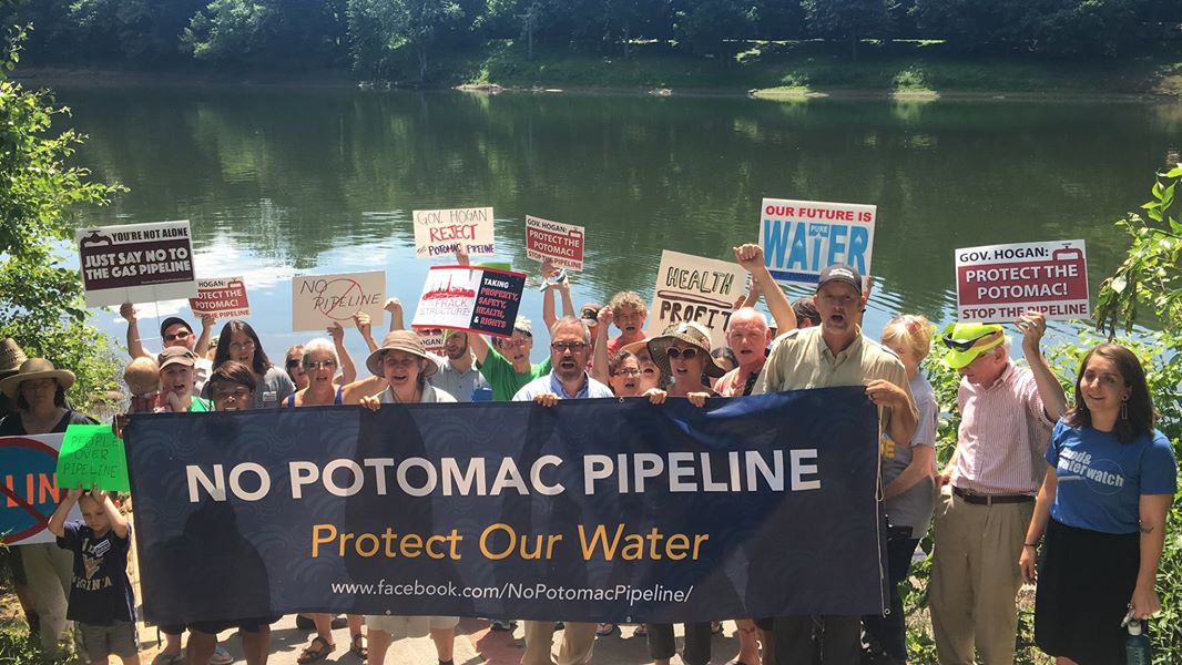 Protest again Potomac Pipeline by River