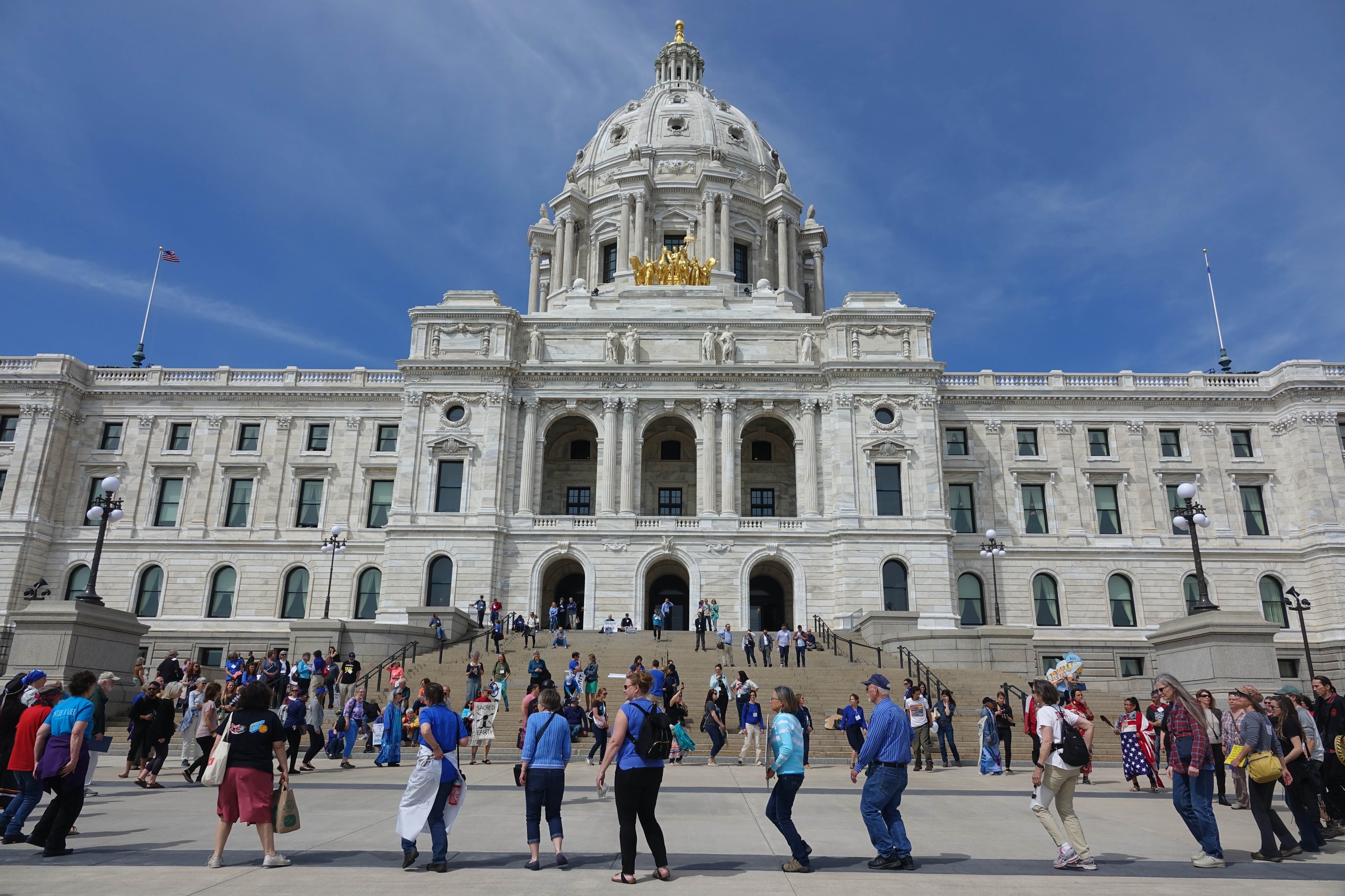 photo of Minnesota State Capitol