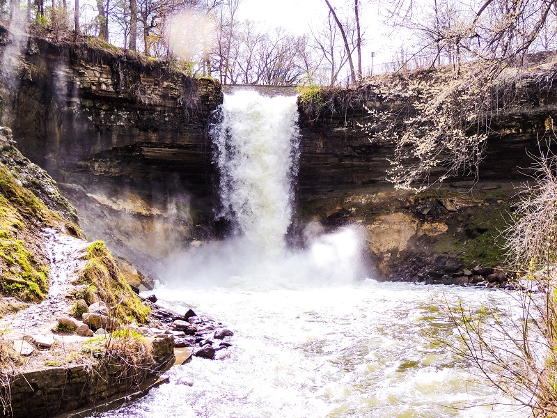 Minnehaha Falls. Photo credit: Rubin Latz