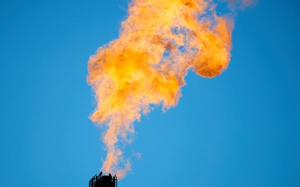 photo of fossil gas burning