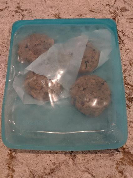 photo of reusable silicone bag