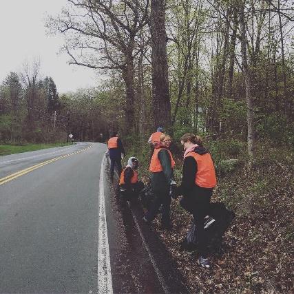 Clean up along Brushy Mountain Road