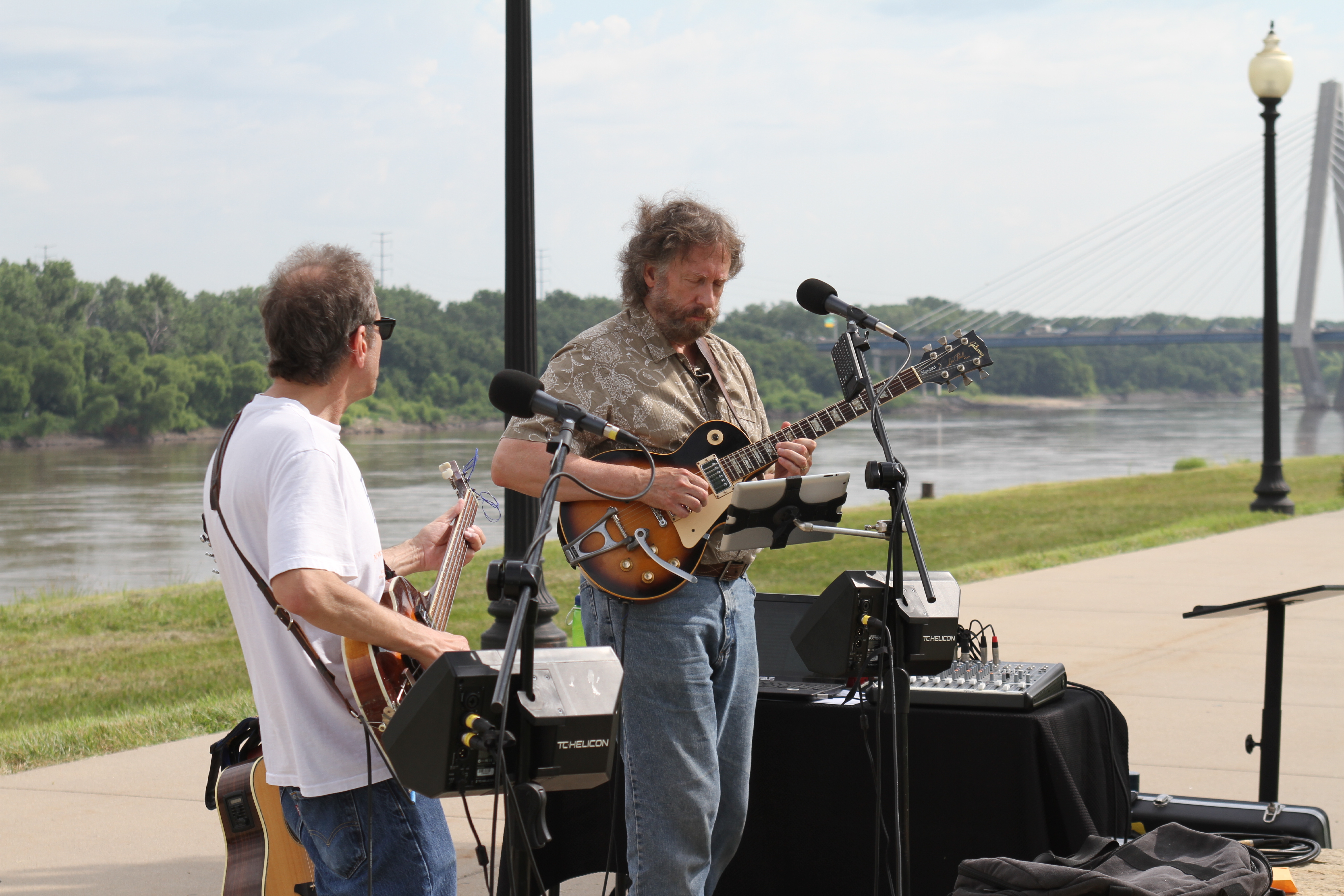 Soular performs at the August 1 "120 Lives, 120 Sunflowers" event