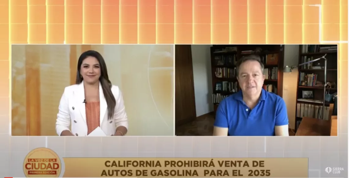 Javier Sierra being interviewed by Vision Latina