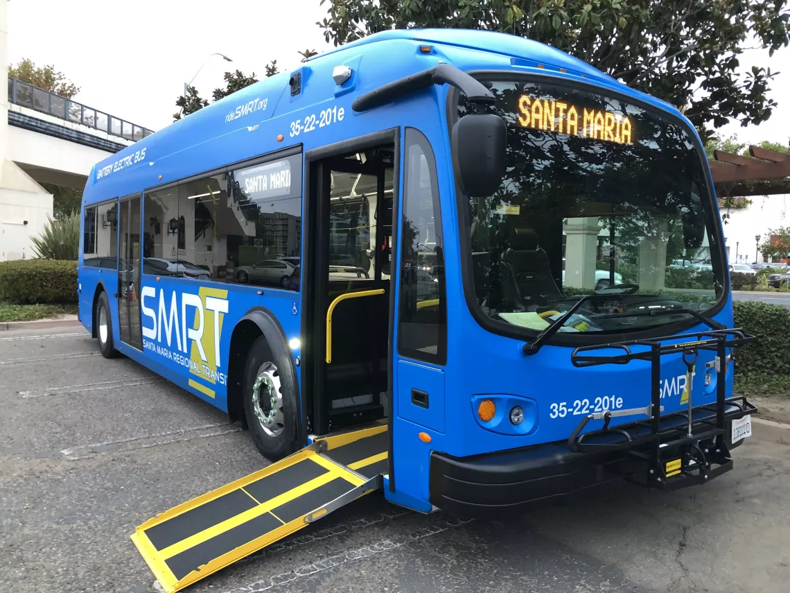 Electric bus