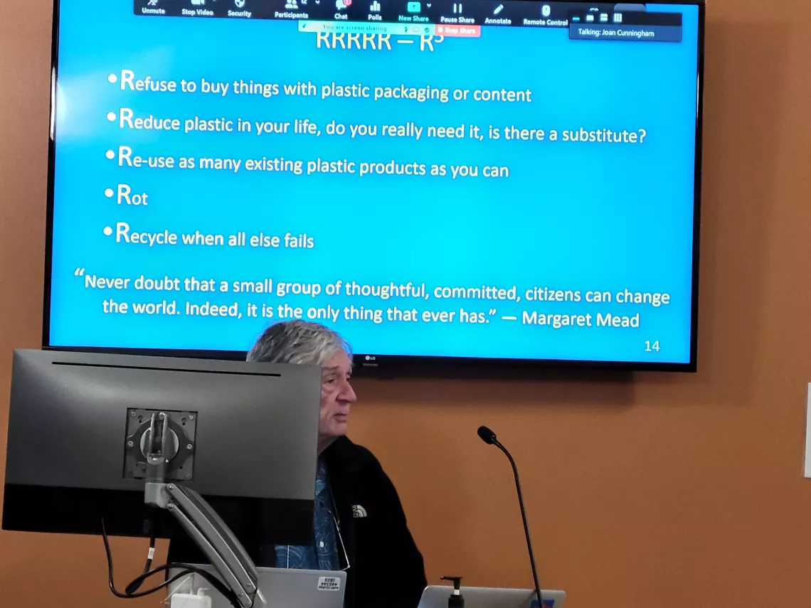 Alan Montemayor presented "Problems with plastic pollution