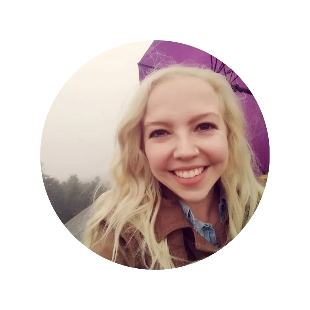 Caty's Headshot