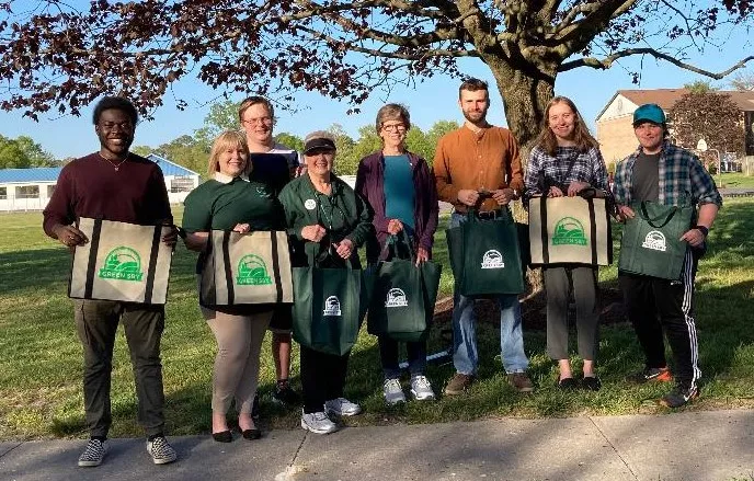 Distributing reusable bags in Salisbury
