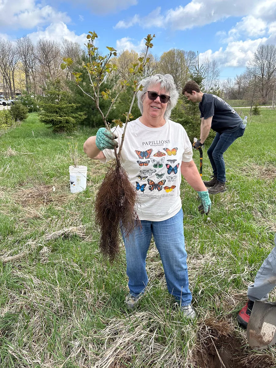 Jo with tree