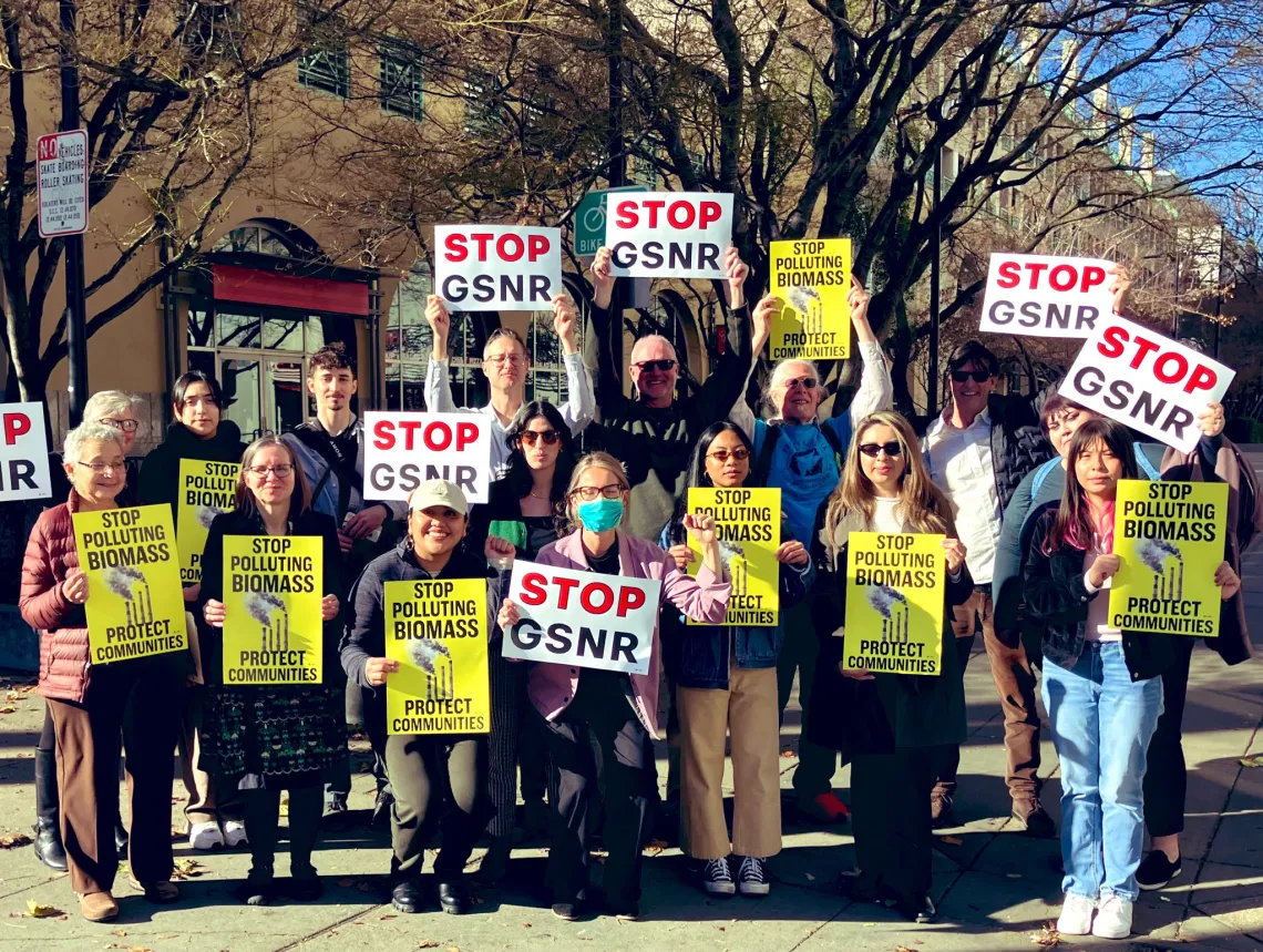 GSNR advocates holding signs