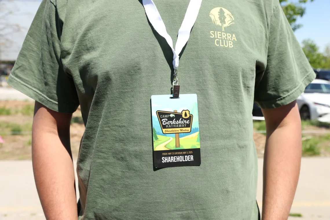 berkshire-shareholder-meeting-credit-nick-jones