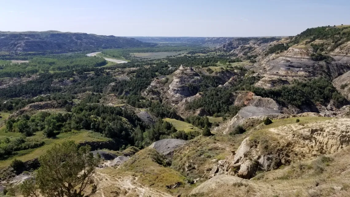 Theodore Roosevelt National Park north unit, NW corner at Oxbow Overlook,