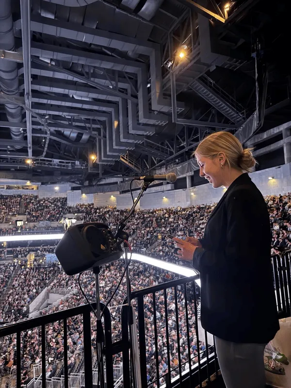 Volunteer Speaking at Berkshire Hathaway Shareholder Meeting