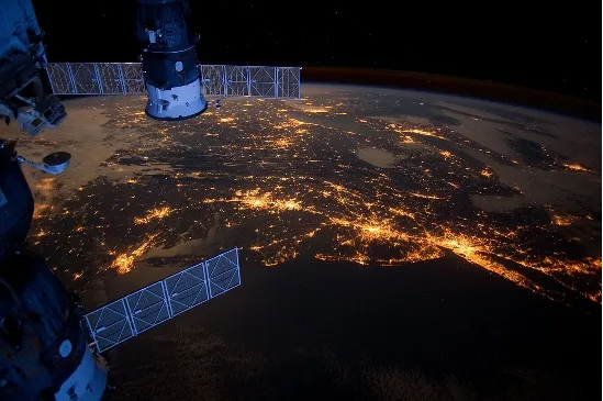 Part of the eastern coast of the United States from the International Space Station. Large cities in Pennsylvania (Philadelphia and Pittsburgh) are near center. By NASA