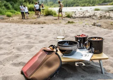 Rakau Picnic Table