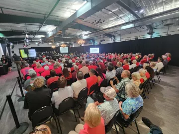 the audience at the Summit CO2 pipeline hearing before the Iowa Utilities Board