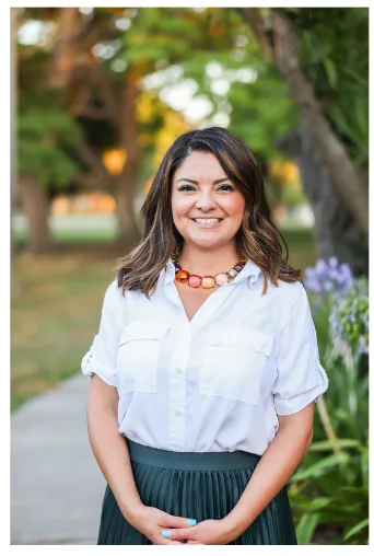 California Sen. Lena Gonzalez professional picture 