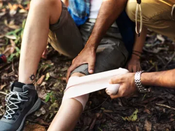 bandaging injured leg
