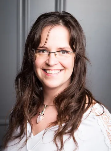 Photo of Tonya Nielson